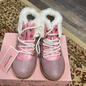 Juicy Couture kids boots 🥾